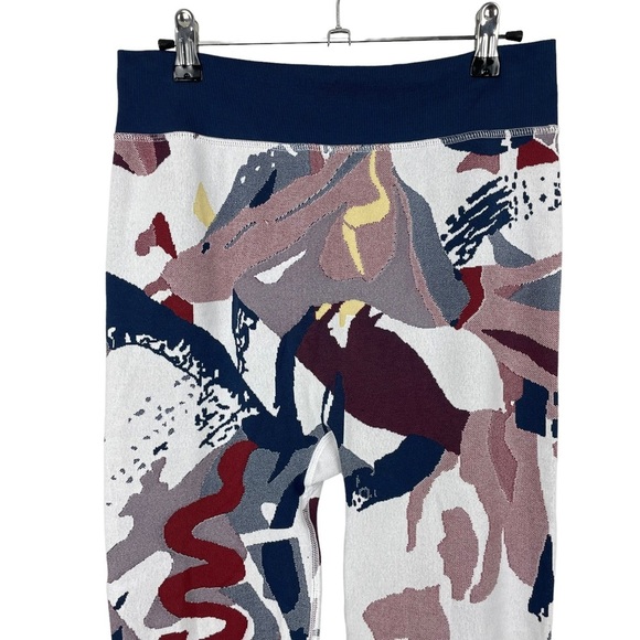 NWT Sweaty Betty Base Layer Leggings in White Mountain - Picture 3 of 7